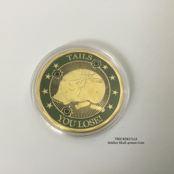 Soldier Skull Enamel Coin in Stainless Locket & 45 - 60cm Wheat Link Chain - Picture 4 of 11